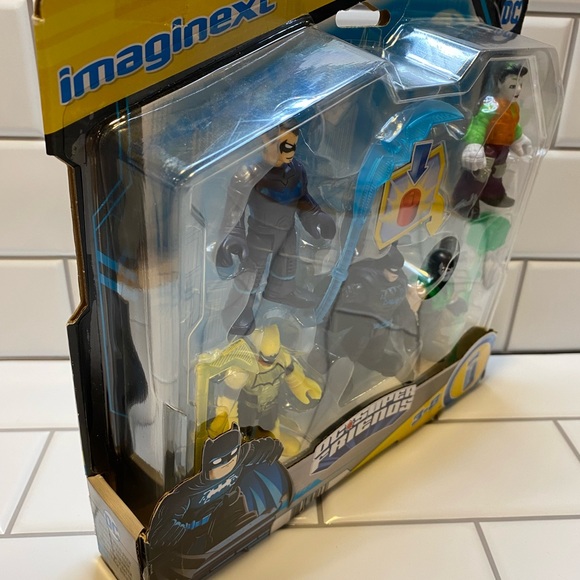Fisher Price Imaginext DC Super Friends Bat Tech Multi Pack Set 5 Figures - Picture 7 of 7